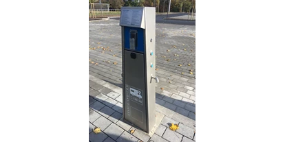 Reisemobilstellplatz - Entsorgung Toilettenkassette - Ebelsbach - Ver- und Entsorgungsstation - Wohnmobilstellplatz Seehofblick