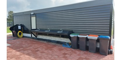 Motorhome parking space - Swimmingpool - Netherlands - Camperpark 't Dommerholt