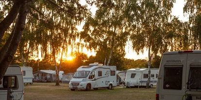 Parkeerplaats voor camper - Aakirkeby - DCU-Camping Rønne Strand - Galløkken
