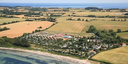 Reisemobilstellplatz - Duschen - Dänemark - Feriepark Langeland - Emmerbølle Strand Camping
