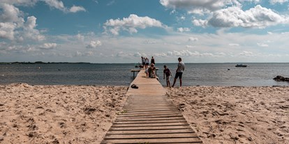 Reisemobilstellplatz - Art des Stellplatz: ausgewiesener Parkplatz - Dänemark - Grønninghoved Strand Camping