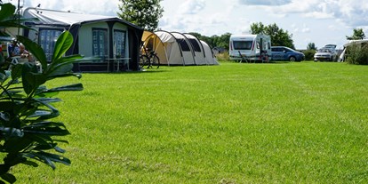 Motorhome parking space - Wohnwagen erlaubt - Grootegast - Camping Swichumer Pleats