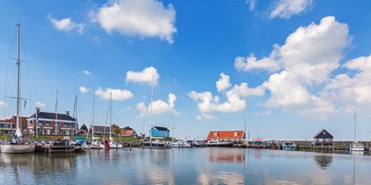 Reisemobilstellplatz - Umgebungsschwerpunkt: Fluss - Friesland - Hindeloopen Haven. 4KM - Campercamping 't Seleantsje Molkwerum