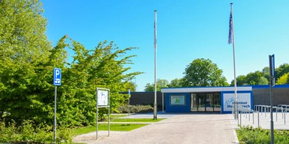Reisemobilstellplatz - Entsorgung Toilettenkassette - Hamminkeln - Camperplaats Zwembad Meekenesch