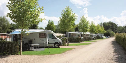 Reisemobilstellplatz - Wohnwagen erlaubt - Schinnen - Camping 't Geuldal
