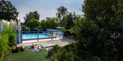 Reisemobilstellplatz - Swimmingpool - Lienden - Außenpool - Camping Recreatiepark De Lucht