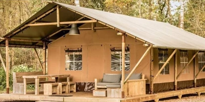 Reisemobilstellplatz - Umgebungsschwerpunkt: am Land - Loënga - Unsere Safarizelte verfügen über eigene Sanitäranlagen.
können über unsere Website gemietet werden - SVR-Camping Pieters Farm