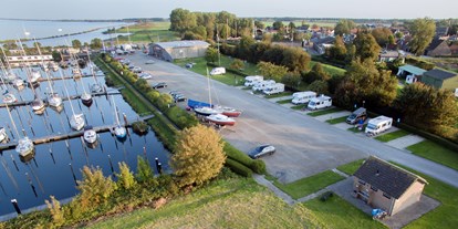 Motorhome parking space - WLAN: am ganzen Platz vorhanden - Scharendijke - Jachthaven Atlantica