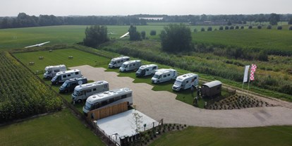 Motorhome parking space - Geldermalsen - Camperplaats De Landing