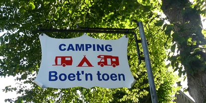Reisemobilstellplatz - Hunde erlaubt: Hunde erlaubt - Oudwoude - Camping Boetn Toen