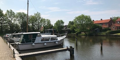 Reisemobilstellplatz - Buren (Friesland) - Minicamping en Recreatiehaven it Kattegat – Ried