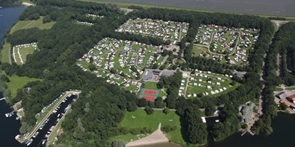 Reisemobilstellplatz - Angelmöglichkeit - Den Bommel - Camping De Krabbeplaat