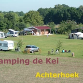 Place de stationnement pour camping-car - Camping "de Kei" ist ein Schöner Campingplatz in den Niederlanden und befindet sich in der ruhigen und vielseitigen Umgebung von Lichtenvoorde, ca. 1,5 km vom gemütlichen Marktplatz entfernt. - Camping de Kei