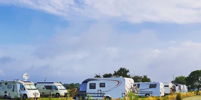 Motorhome parking space - Warmond - Camperlocatie De Scheve Schoffel