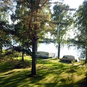 Espacio de estacionamiento para vehículos recreativos - Sandslån Hostel & Camping