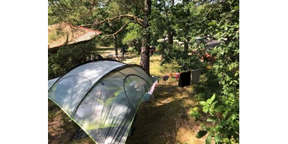 Posto auto camper - Angelmöglichkeit - Svezia meridionale - Möchte man sein Luftzelt aufspannen, gibt es hier Gelegenheiten. - Blankaholm NaturCamping