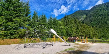 Reisemobilstellplatz - Art des Stellplatz: bei Gaststätte - Kitzbüheler Alpen - Spielplatz - Camping Steinplatte
