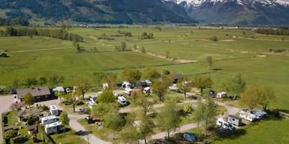 Motorhome parking space - Duschen - Hütten (Leogang) - Panorama Camp Zell am See