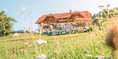 Reisemobilstellplatz - Umgebungsschwerpunkt: am Land - Steiermark - Hausbild - Alpengasthaus Moser
