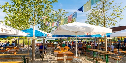Reisemobilstellplatz - Angelmöglichkeit - Zaubertal - unser Gastgarten donAu-Standl - Camping & Pension Au an der Donau