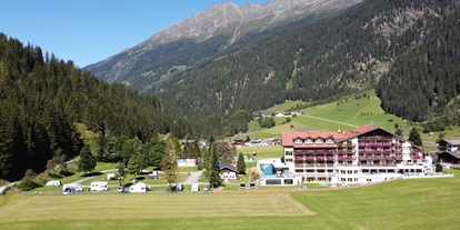 Plaza de aparcamiento para autocaravanas - Tiroler Oberland - Camping Kaunertal