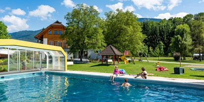 Reisemobilstellplatz - Spielplatz - St. Martin (Feldkirchen in Kärnten, Steuerberg) - Schwimmbad am Campingplatz  - Naturcamping Juritz