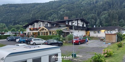Reisemobilstellplatz - Tschröschen - Camping Kölbl