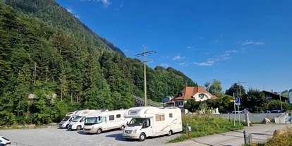 Reisemobilstellplatz - Wohnwagen erlaubt - Unterseen - Talstation Niesenbahn AG Mülenen