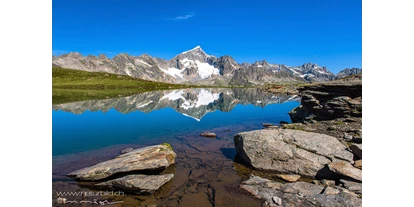 Motorhome parking space - Umgebungsschwerpunkt: am Land - Switzerland - Atemberaubende Berglandschaften, entlang der Wanderwege im Gebiet Furka - Zumdorf Hospental