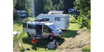 Parkeerplaats voor camper - Estland - Kassioru Puhkemaja