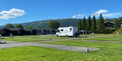 Parkeerplaats voor camper - öffentliche Verkehrsmittel - Noorwegen - Ballangen Camping