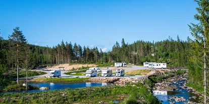 Parkeerplaats voor camper - Bademöglichkeit für Hunde - Noorwegen - Villmarkseventyret bobilparkering