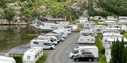 Motorhome parking space - Herøysund - Stellplatz Wohnmobil - Kyrping Camping