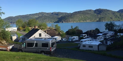Plaza de aparcamiento para autocaravanas - Noruega - Stellplätze. - Kyrping Camping