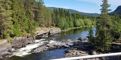 Reisemobilstellplatz - Umgebungsschwerpunkt: Fluss - Oppland - Fossen Camping Fagernes
