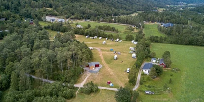 Parkeerplaats voor camper - Bademöglichkeit für Hunde - Noorwegen - Rjukan Hytte- og Caravanpark