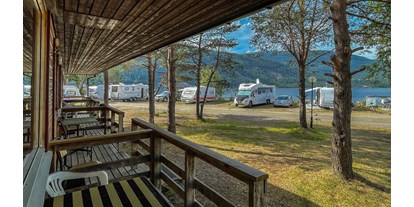 Reisemobilstellplatz - Art des Stellplatz: im Campingplatz - Misvær - Rognan Fjordcamp - Rognan Fjordcamp