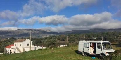 Plaza de aparcamiento para autocaravanas - Umgebungsschwerpunkt: See - Portugal - CamperCamping Alpedrinha