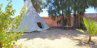 Parkeerplaats voor camper - Restaurant - Costa de la Luz - Global Tribe Eco-Campsite