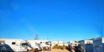 Parkeerplaats voor camper - Duschen - Spanje - Cristobal Caparros
