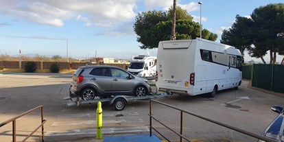 Motorhome parking space - Swimmingpool - Los Alcázares - Area Parking Autocaravans