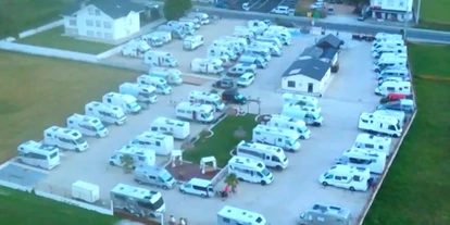 Plaza de aparcamiento para autocaravanas - Umgebungsschwerpunkt: Strand - Galicia - Atalaia camper park