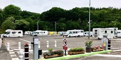 Parkeerplaats voor camper - WLAN: am ganzen Platz vorhanden - Saint-Jean-de-Luz - Autocaravan Park Jaizubia