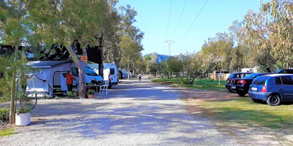 Place de parking pour camping-car - Platja de Gandia - Camperbereich für Kurzaufenthalte und Campingbereich für Langzeitaufenthalte - Camping la Naranja