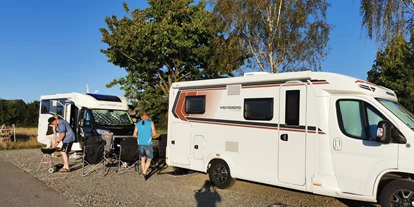 Reisemobilstellplatz - Art des Stellplatz: eigenständiger Stellplatz - Windesheim - Ausreichend Platz für zwei Wohnmobile.  - Wohnmobilstellplatz Schinderhannes