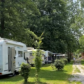 Parkeerplaats voor campers - Camping Eden