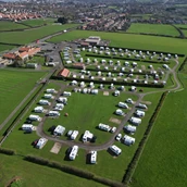 Wohnmobilstellplatz - Aerial view of the distance to the town and Abbey, less than a mile to walk.  - Broadings Farm Caravans and Holiday Cottages