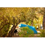 Espacio de estacionamiento para vehículos recreativos - Camping L’Olivier