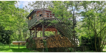 Reisemobilstellplatz - Angelmöglichkeit - Colombier-le-Vieux - Hochgelegene Hütte für 4 Personen - Camping Le Viaduc