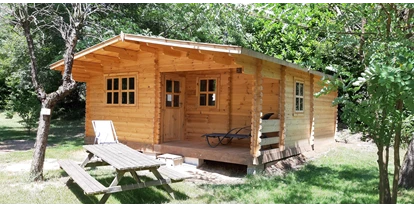 Reisemobilstellplatz - Angelmöglichkeit - La Voulte-sur-Rhône - Ranch-Chalet für 5/7 Personen, mit Badezimmer - Camping Le Viaduc